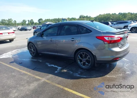 2013 Ford Focus Se z USA, uszkodzony, nr VIN 1FADP3F24DL149111